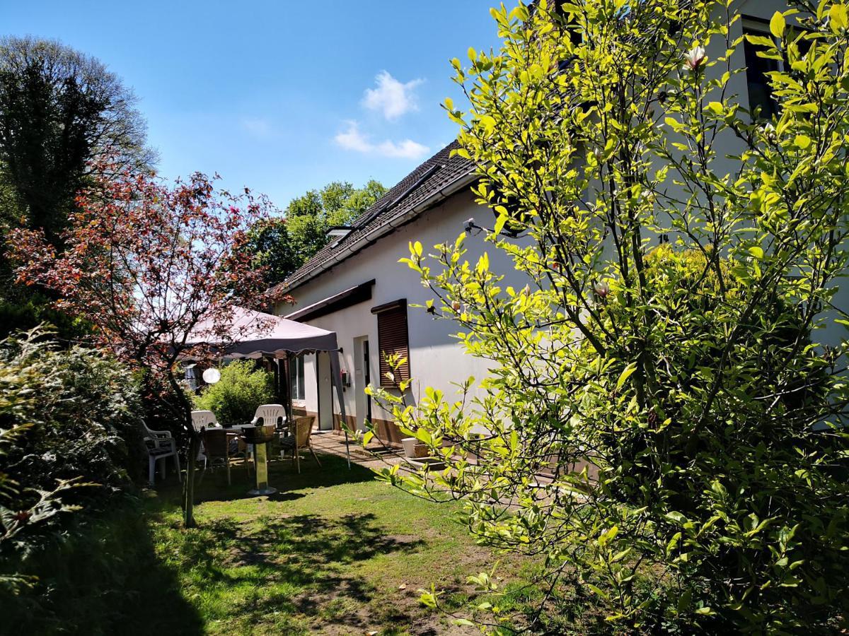 Charmante Ferienwohnung 3 Zimmer Kueche Bad zentrale Lage Hagen im Bremischen Exterior foto