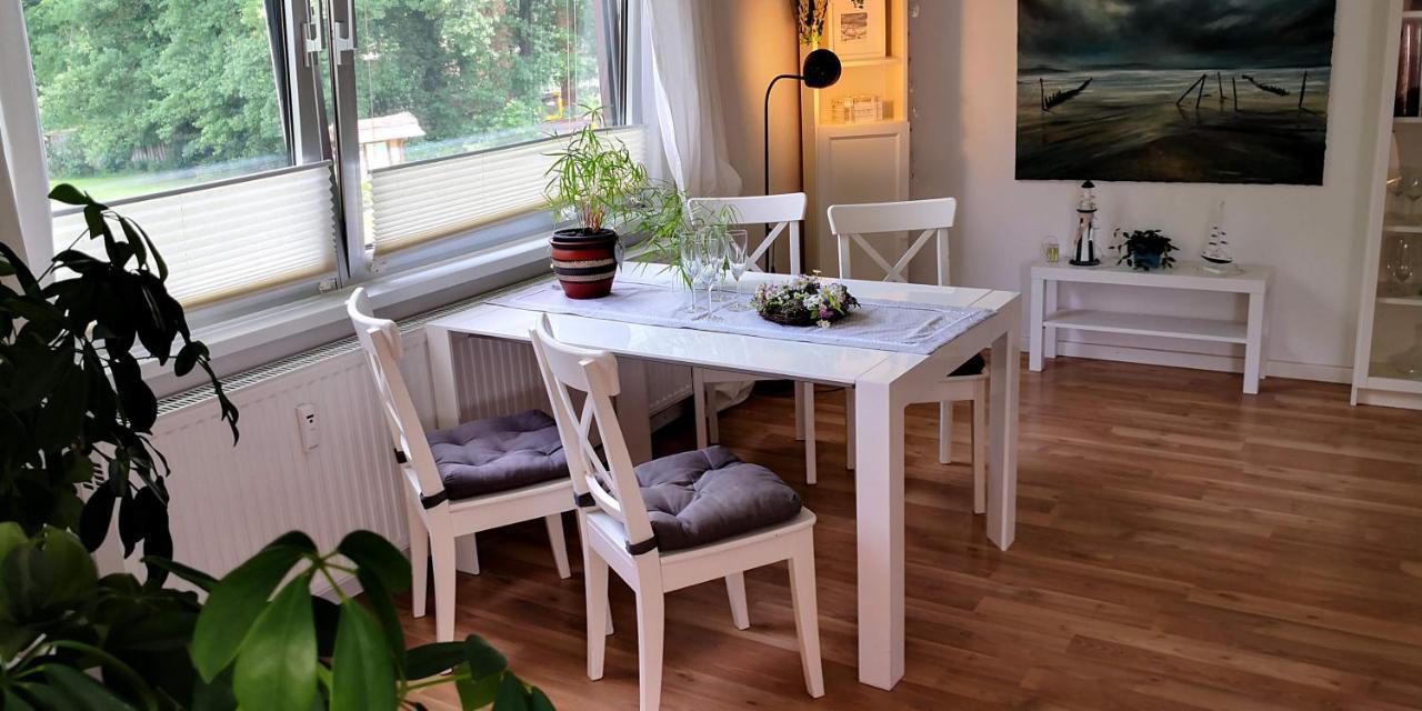 Charmante Ferienwohnung 3 Zimmer Kueche Bad zentrale Lage Hagen im Bremischen Exterior foto